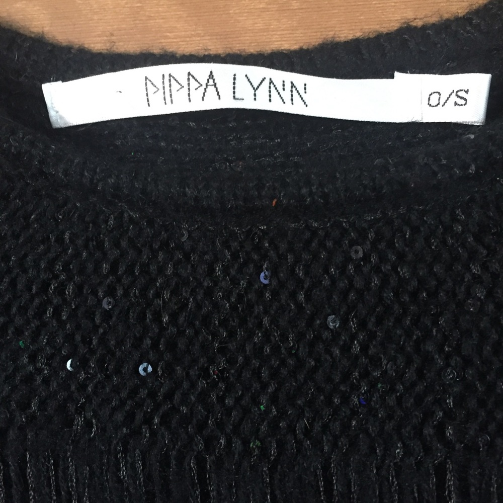 PIPPA LYNN black sweater O/S - Picture 2 of 4